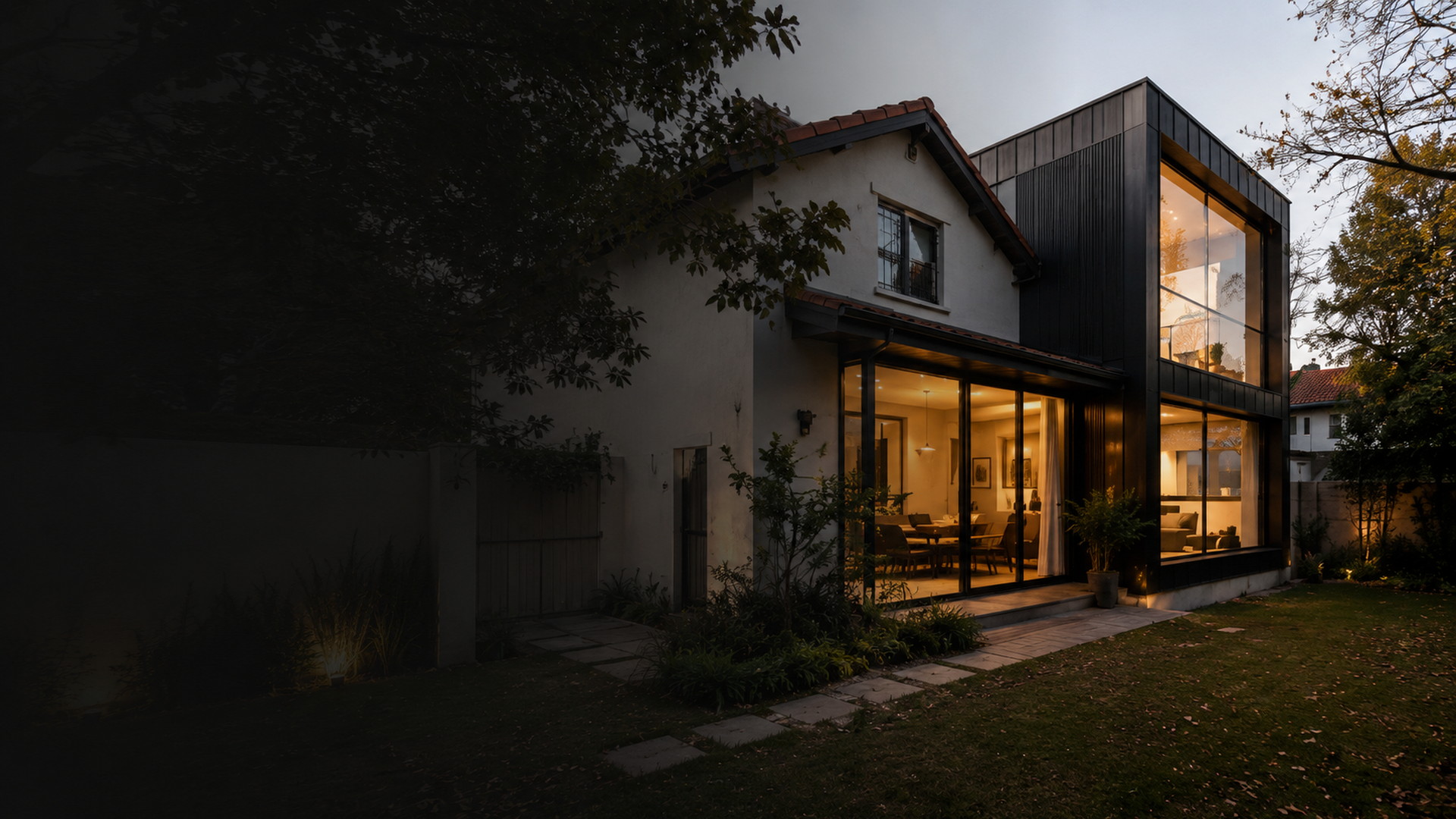 Casa con ampliación de segundo piso y revisión arquitectónica.